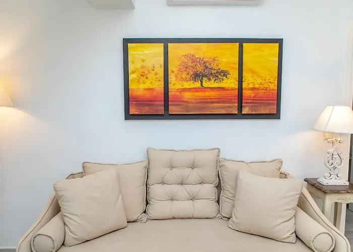 Nikos Verikokos Hotel 2*